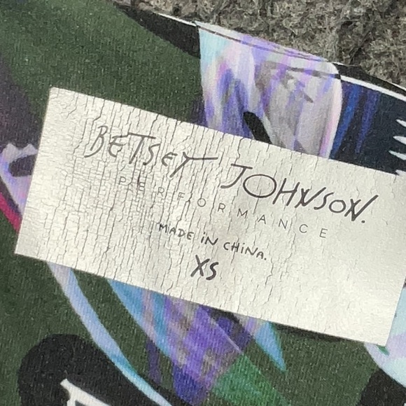 Betsey Johnson Performance Floral Leggings Women’s Size XS Yoga Athletic Sporty - Picture 4 of 6